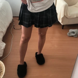 Kjol - Supersöt rutig kjol med vintagw känsla!