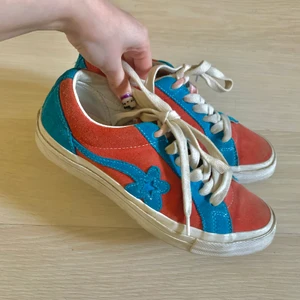 Golf le fleur storlek 37.5 - Väl använda men i bra skick. Tygpåsen de kom i följer med! Kan skicka fler bilder 😊