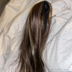 brun highlights peruk - oäkta hår långt!