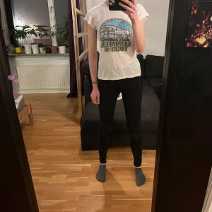 T-shirt, M - Behöver strykas 