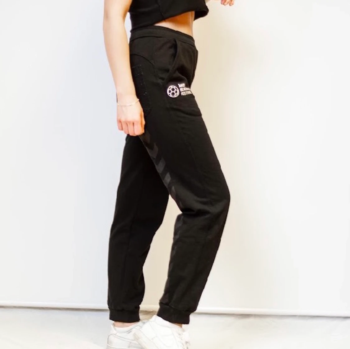 Svarta mjukisbyxor - 91