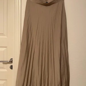 Kjol - Ankellångkjol som ny