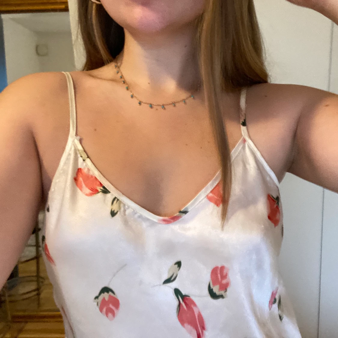 Silkesklänning med blommönster 