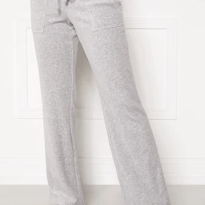 SÖKER gråa juicy byxor!!😍 - Helst i XSS-S! Gråa, night sky eller svarta! Pris: 300-600kr