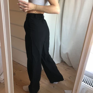 Kostymbyxor - Kostymbyxor i storlek xxs, men skulle säga att de är mer som s. Aldrig använda. Frakt tillkommer.