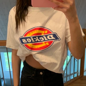 Dickies T-shirt - T-shirt ifrån Dickies, aldrig använd därför nyskick.