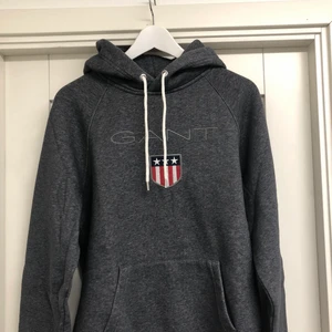 Gant hoodie, Large - skick 10/10