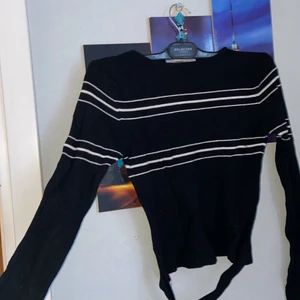 Tröja - Väldig fin och ny tröja. Bra material 