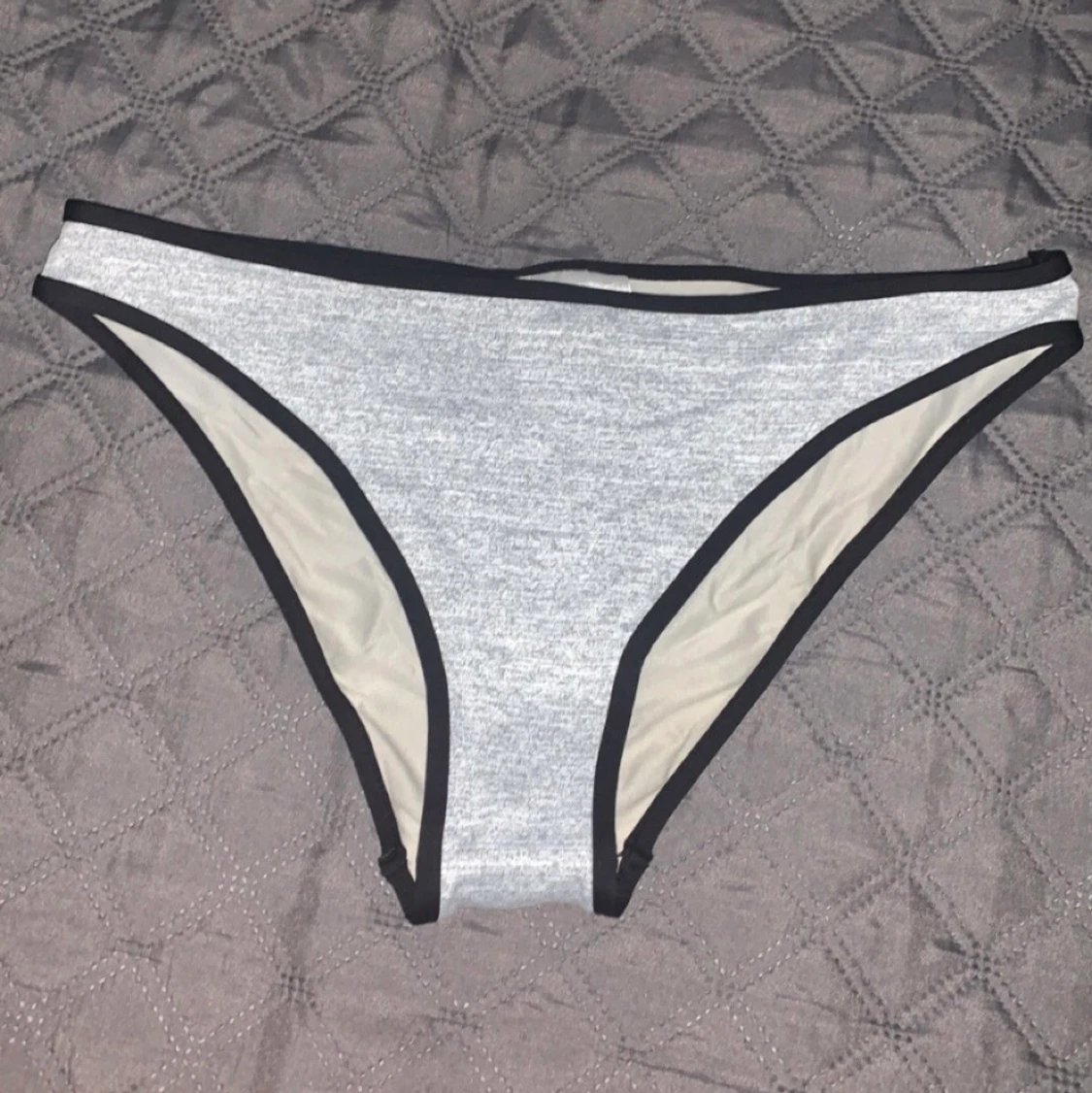 Bikini trosor, storlek M