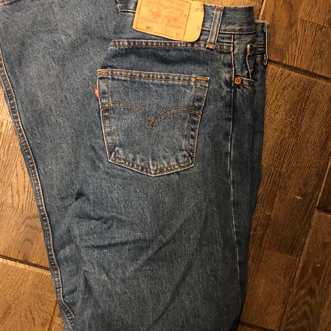 Levis 501 jeans