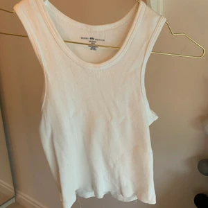 Linne - Jätte gulligt linne från brandy Melville som nytt (endast testat) säljer för att har för många lika dana💕