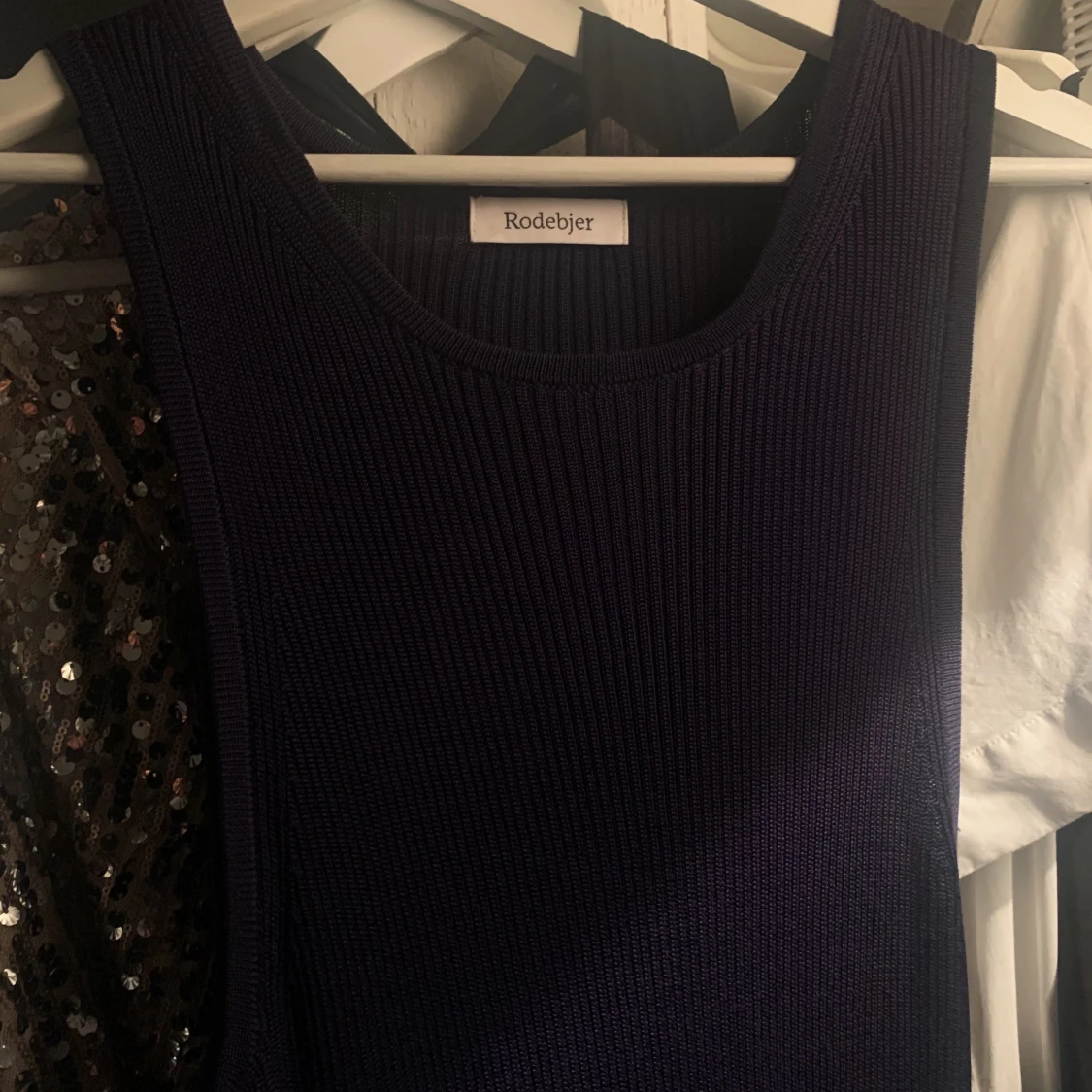 RODEBJER KLÄNNING, aldrig använd! - 90