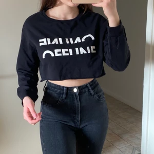 H&M tröja - Använd fåtal gånger, skriv privat för mer info. Priset kan alltid diskuteras❤️