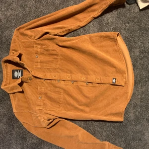 Dickies Manchesterskjorta  - Small. Bra skick.