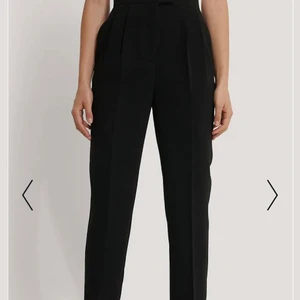 Kostymbyxor nakd  - Nya kostymbyxor från nakd i st 36. 