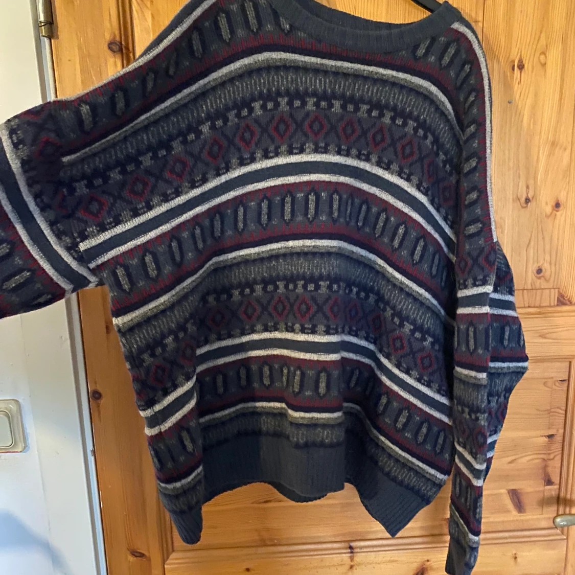 Stickad tröja Storlek L - 90