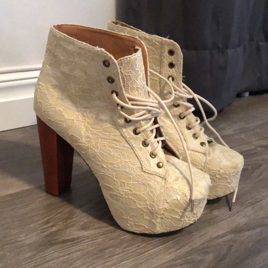 Skor storlek 37 - 90