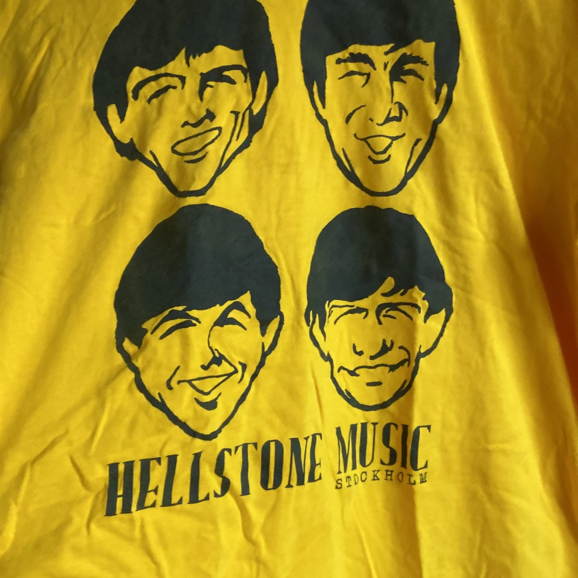 Oversized Beatles T-shirt Size XL - 90