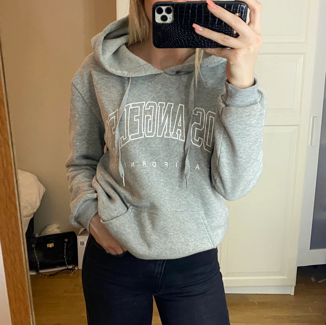 Grå hoodie med tryck från SHEIN