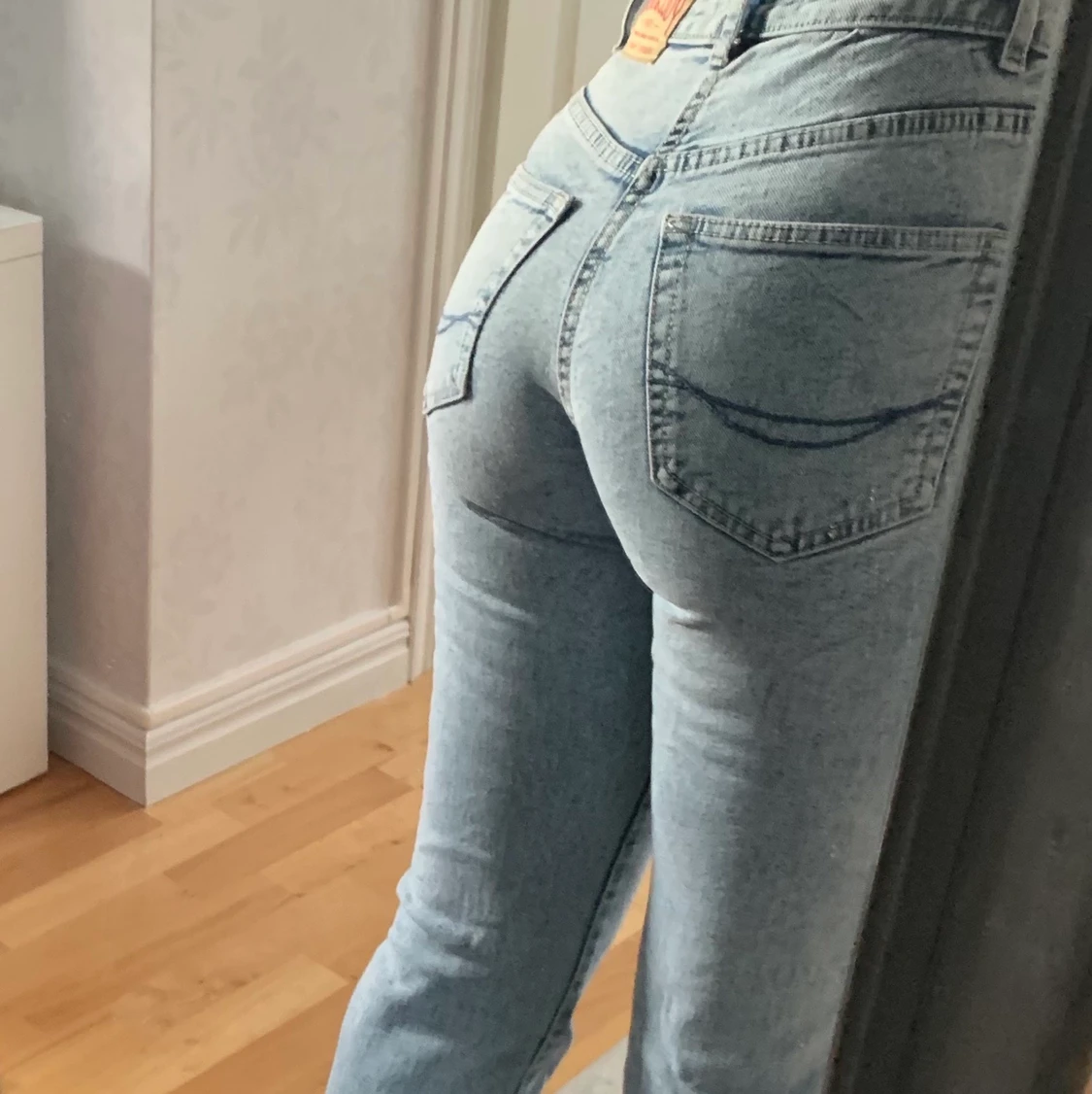 Ljusblåa jeans  - 90