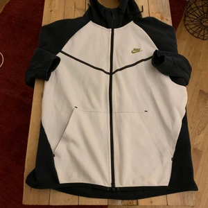 Nike tech gammal  - .