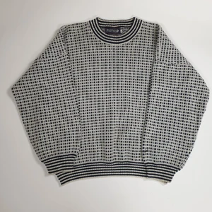 Lusekofta - Tjock, stickad lusekofta. 