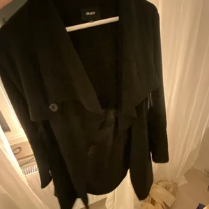 Kappa - Tunn kappa med snörning, skriv för fler bilder med den på! 