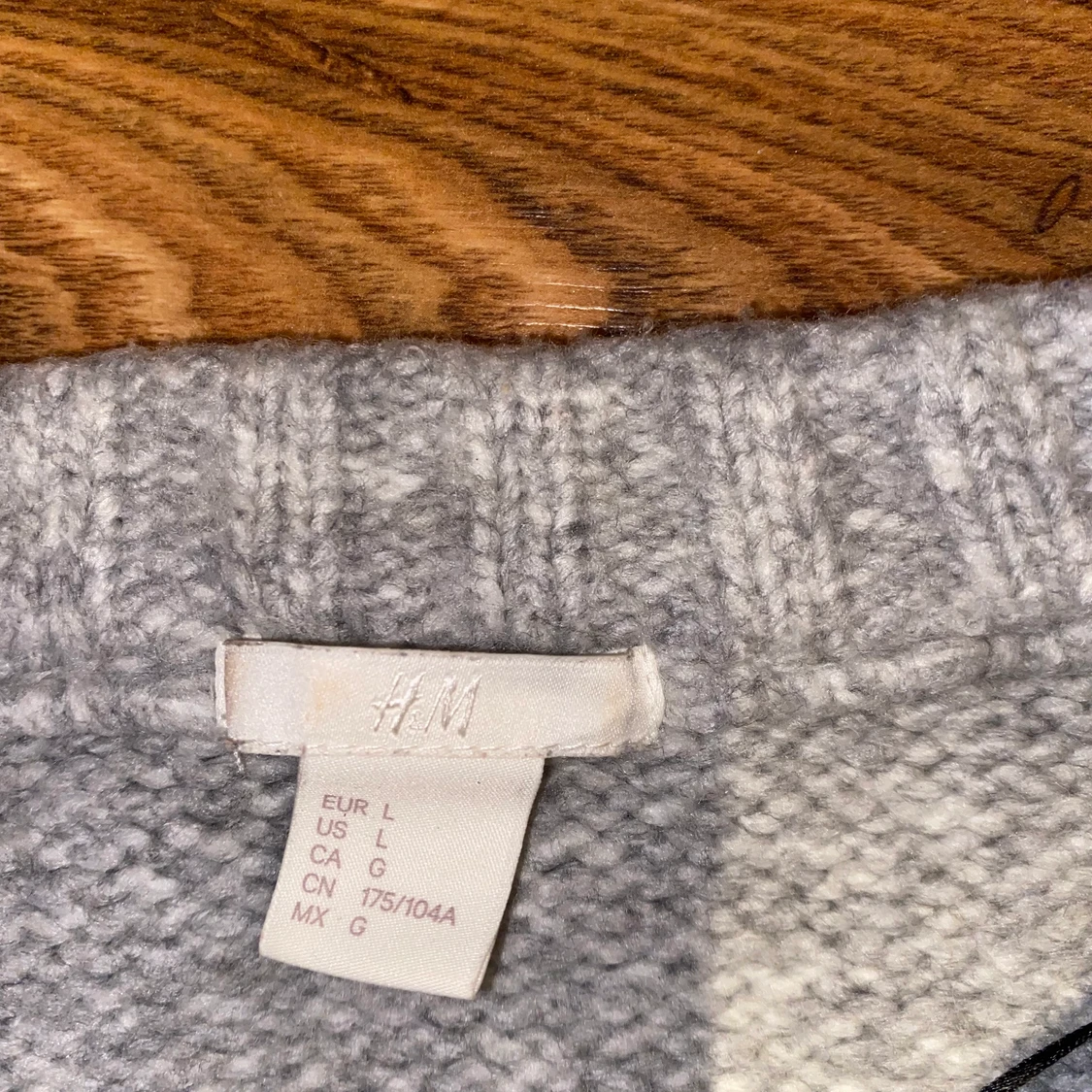 Stickad H&M tröja, storlek L - 90