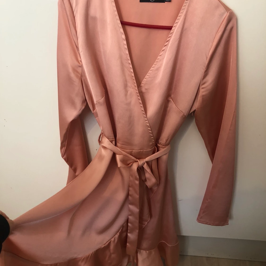 Satin klänning - 90