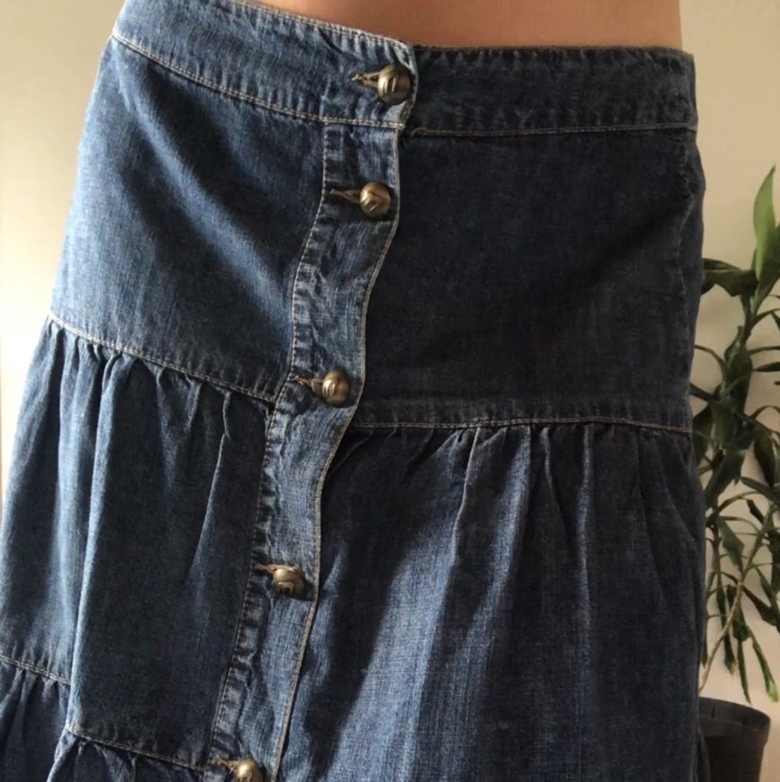 Jeans kjol i storlek M  - 91
