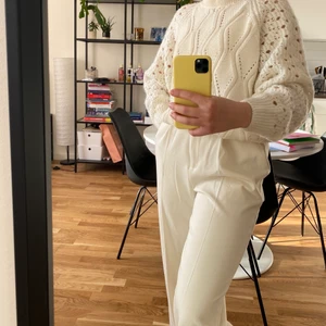 IvyRevel stickad tröja  - En väldigt fin och populär tröja, passar till kjolar och jeans🌟köpt ca ett par år sen på IvyRevel popup butik i Mall of Scandinavia men använd bara en gång! 