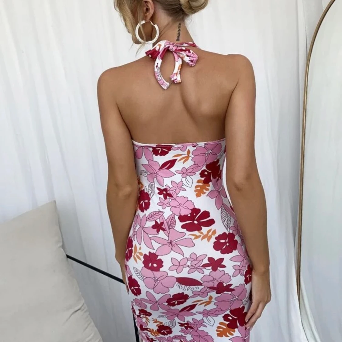 Blommig klänning - 90