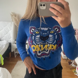Kenzo tröja - Jättefin tröja från kenzo, passar XS-S. Fint skick.