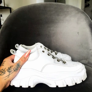 Sneakers - Platå sneakers 