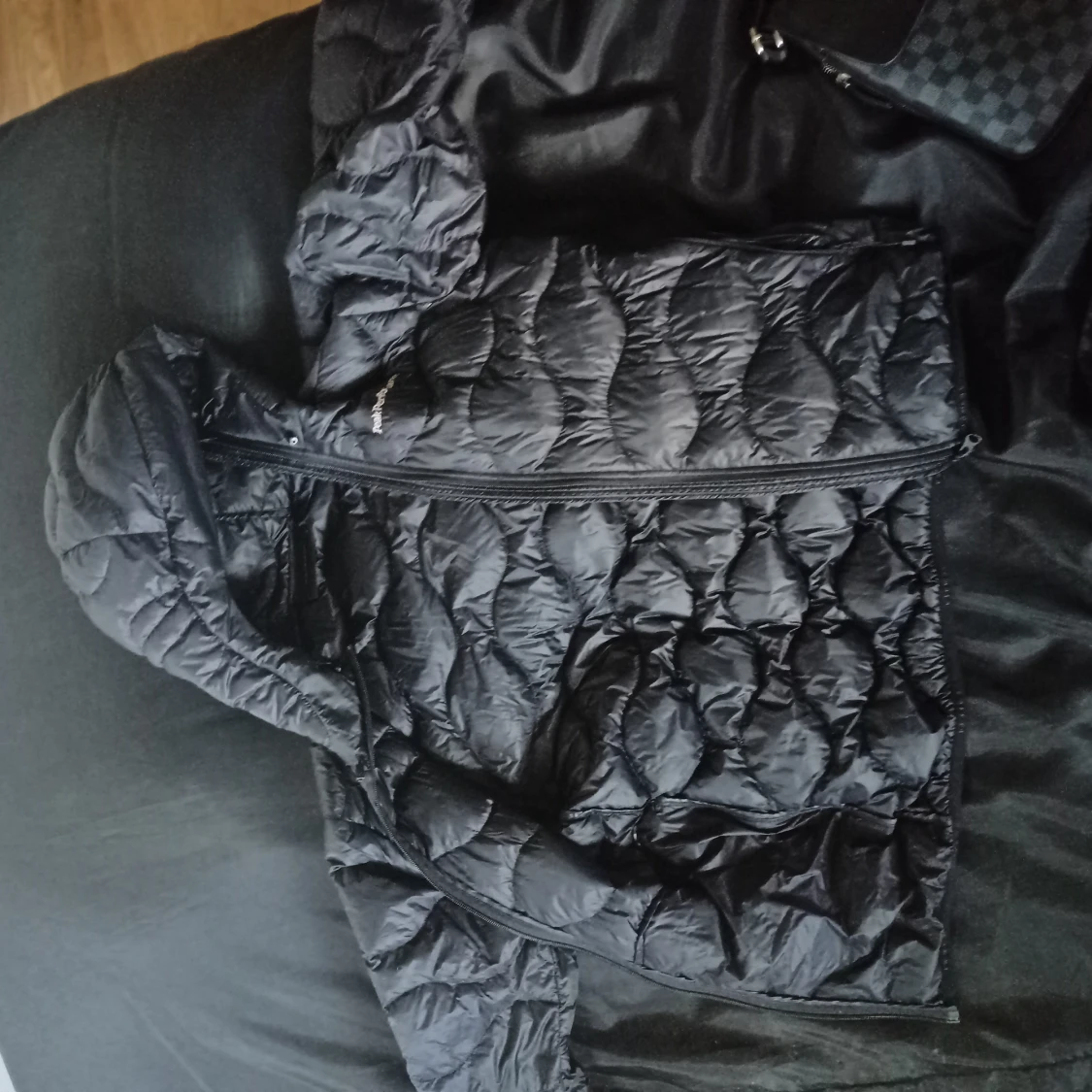 Äkta Peak Performance Tunn Jacka Strl M - 90