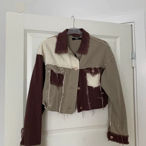 Jaded London jacka  - Klippt av den själv som på bilden. Använd ca 2 gånger 