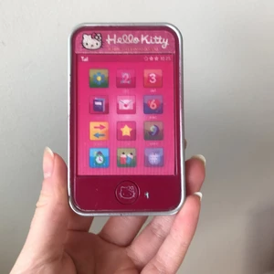 Hello kitty mobil - Priset är inkl frakt