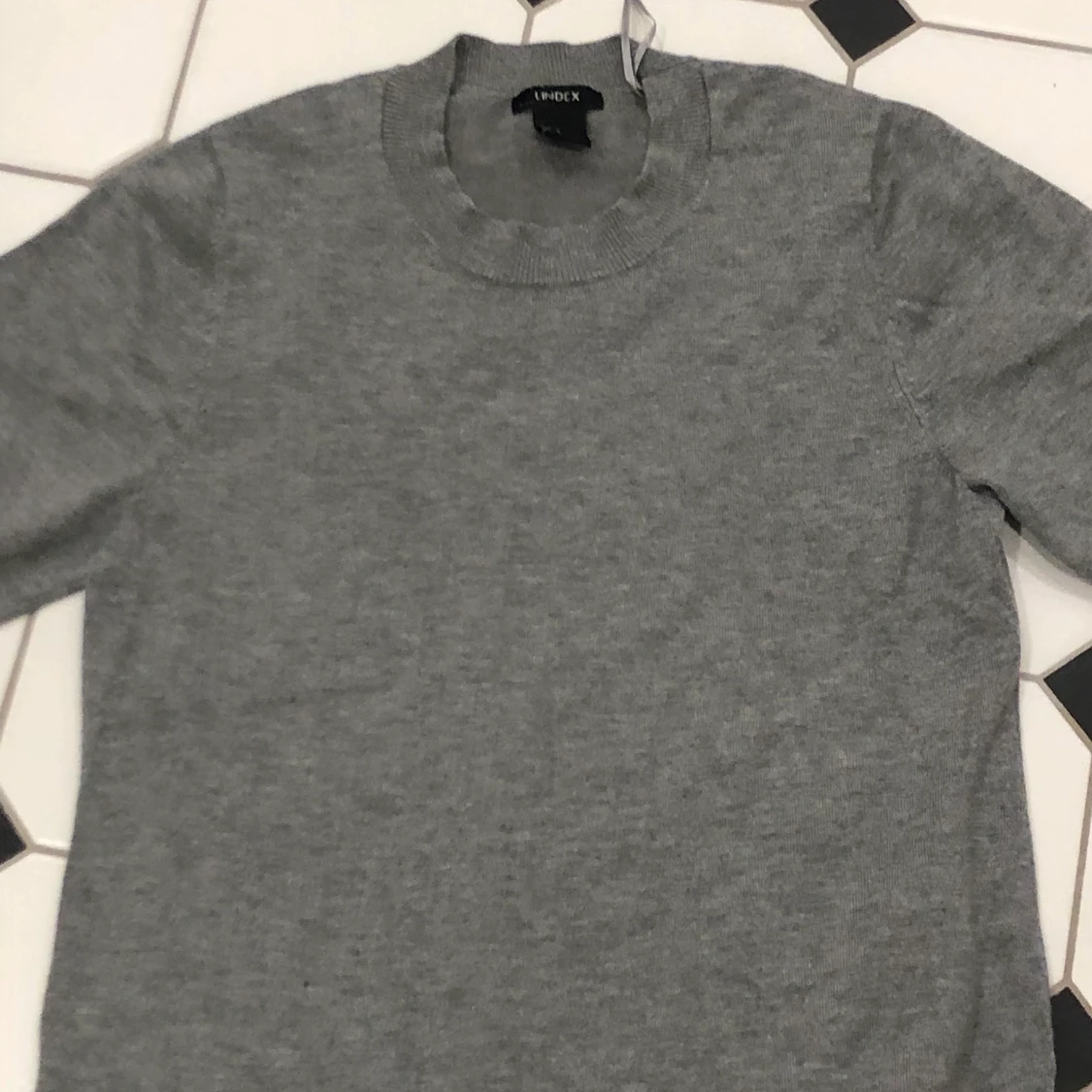Grå mys tröja <3  - 90