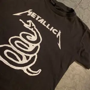 Metallica T-shirt strl XS