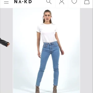 Levis byxor - Levis 501 s i bra skick och storlek w25 l28💕