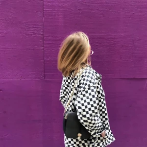 Rutig jacka - Supercool jacka från Monki😍 Är stor i modellen vilket är supersnyggt!