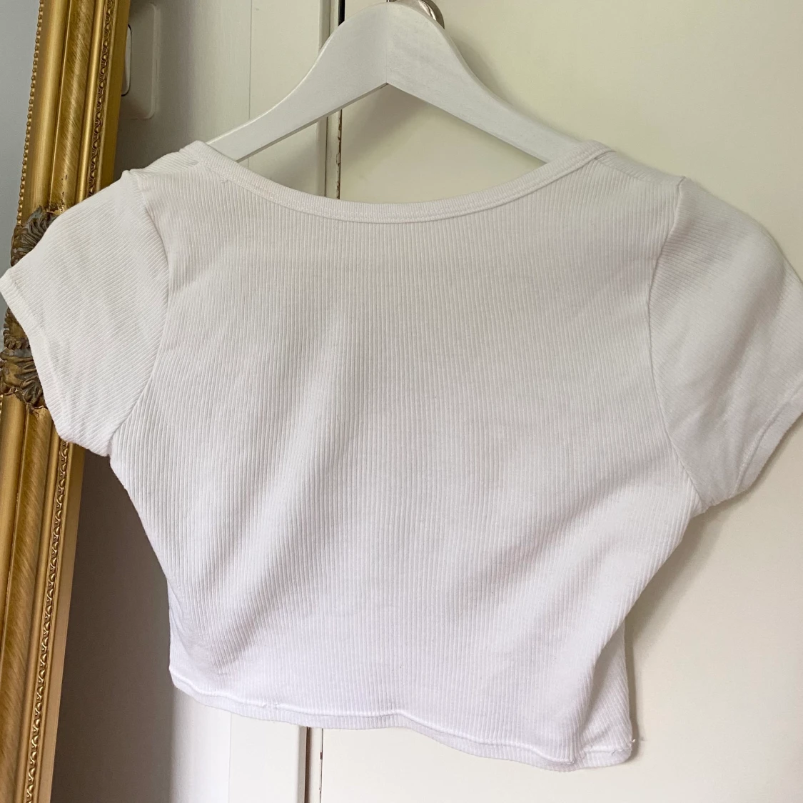 American Apparel button up crop top💐 - 90