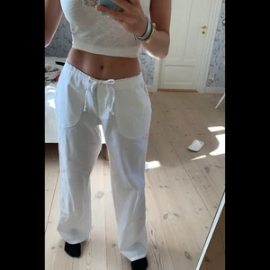 Linnebyxor - Såå fina linnebyxor som är perfekta nu i sommar. Säljer då jag har andra jag använder mer☺️ 