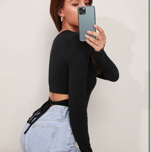 Svart tröja - Aldrig använd