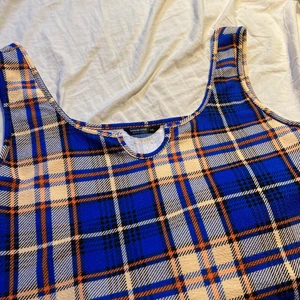 Topp - Topp från shein i storlek 4XL, kan skicka bild från shein om man undrar hur den sitter på, 30kr plus frakt 