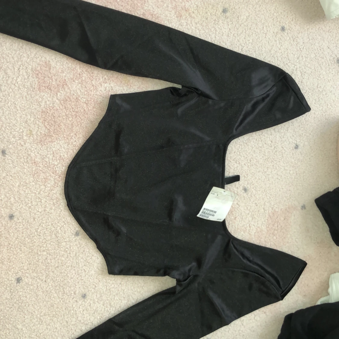 Kroppad top  från hm  - 91