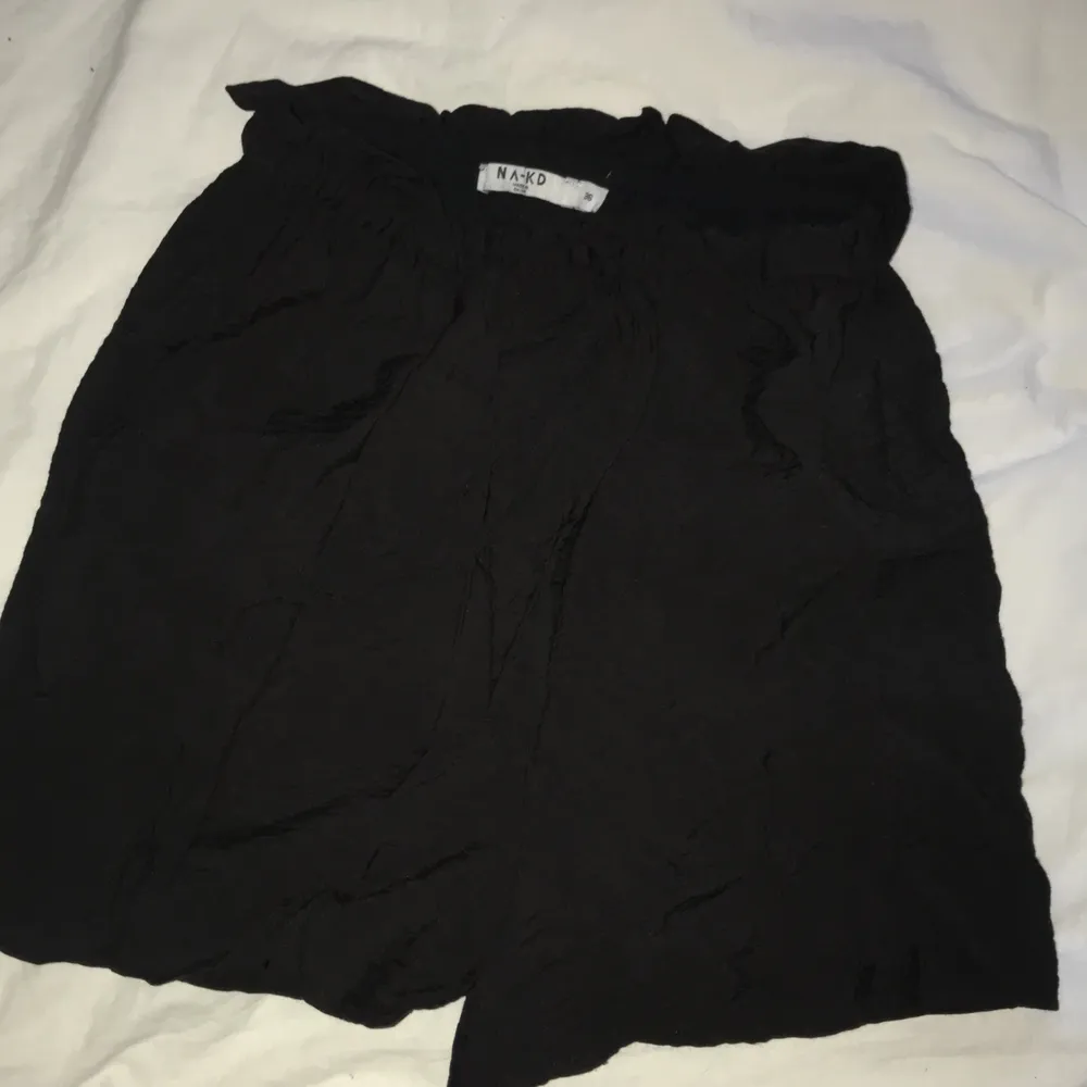 Svarta shorts, använda Max 5 ggr. . Shorts.