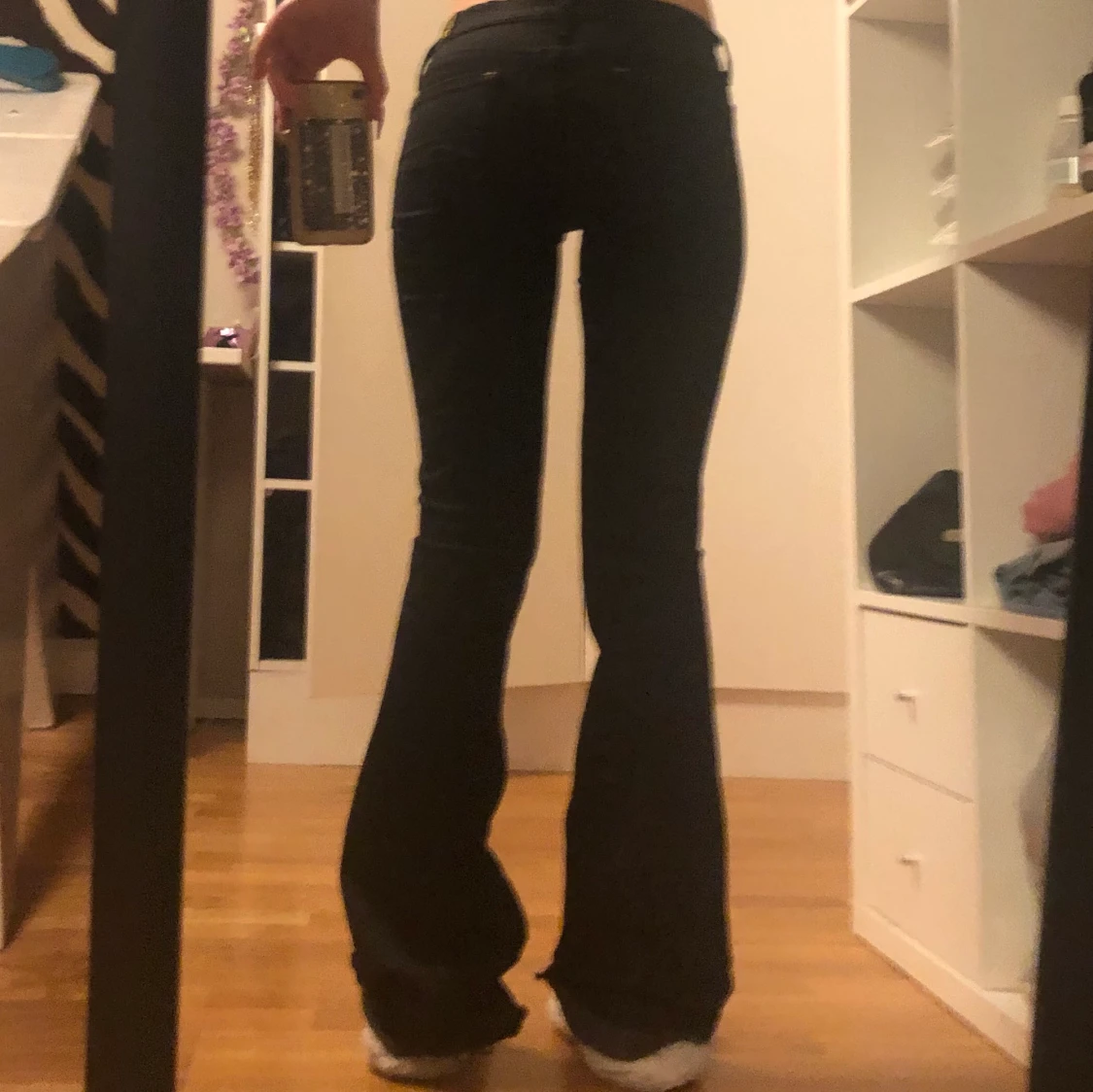 Svarta lågmidjade bootcut jeans - 91