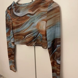 Topp - Jätte fin topp, aldrig använd.