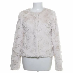 Pälsjacka  - Knappt använd pälsjacka från veto Moda storlek xs